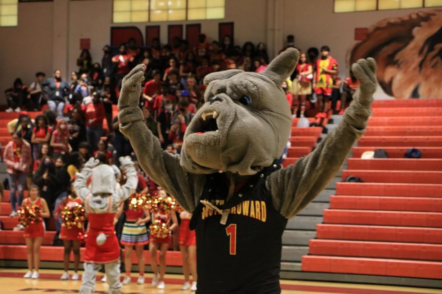 The Bulldog mascot animates the crowd during the first pep rally after the pandemic. For their homecoming game, the Bulldogs played the Cooper City Cowboys on a Saturday game and won 28-14.