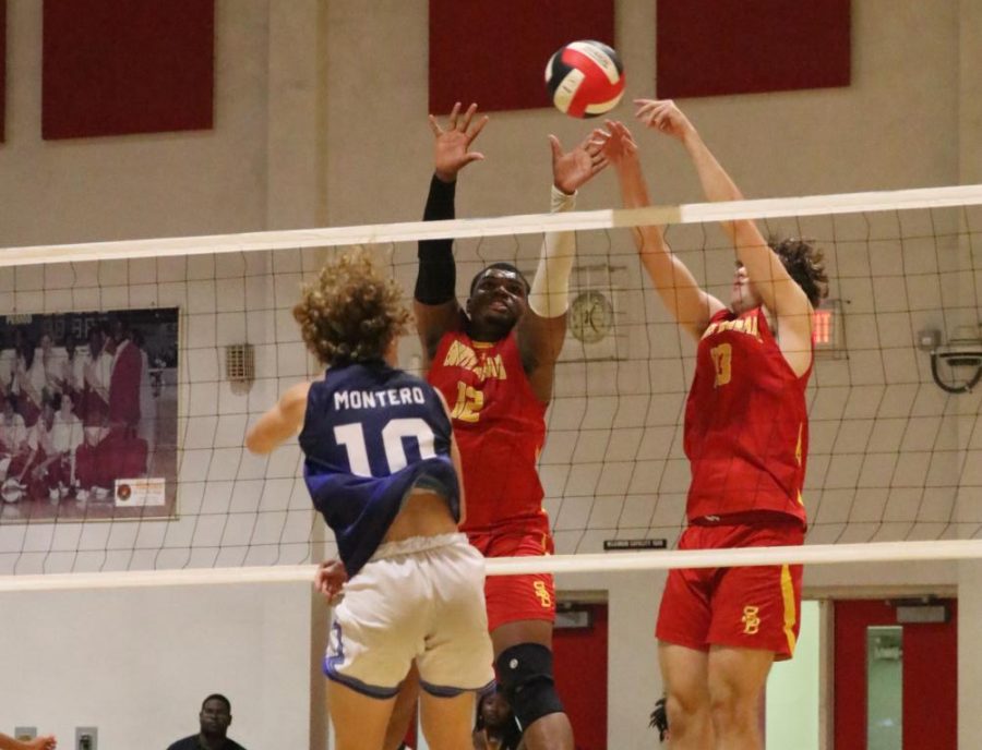 SBHS+Boys+Volleyball+Edge+Out+Cypress+Bay%2C+but+Lose+to+Cardinal+Gibbons